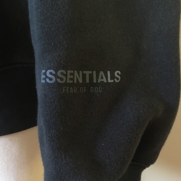ESSENTIALS Fear of God Black Hooded Sweatshirt - Picture 5 of 11